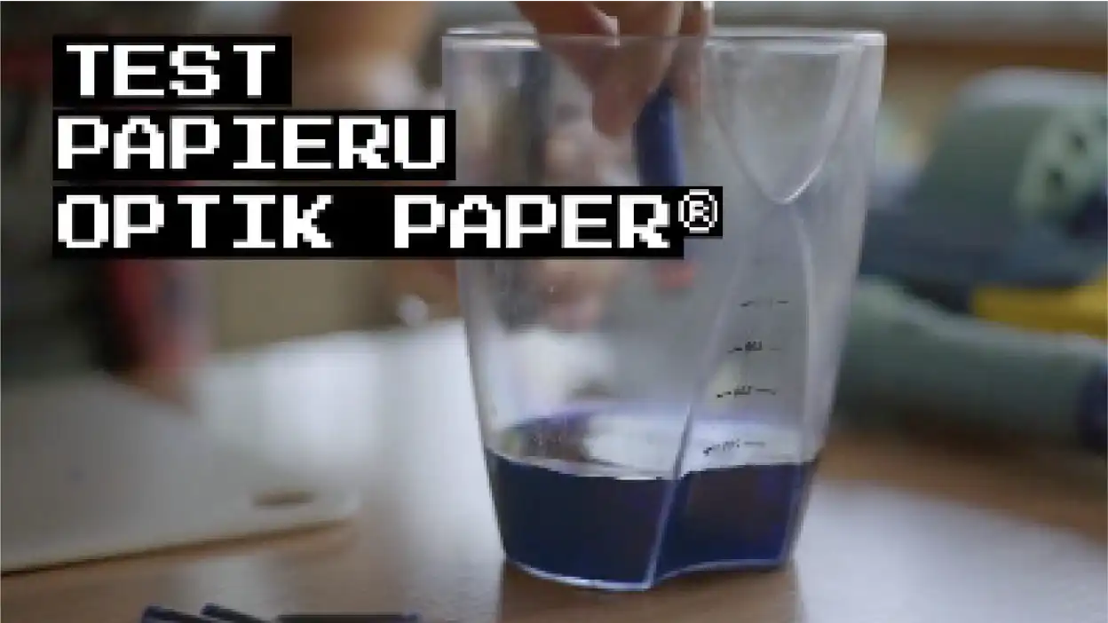 Piórnik gratis w komplecie z zeszytami